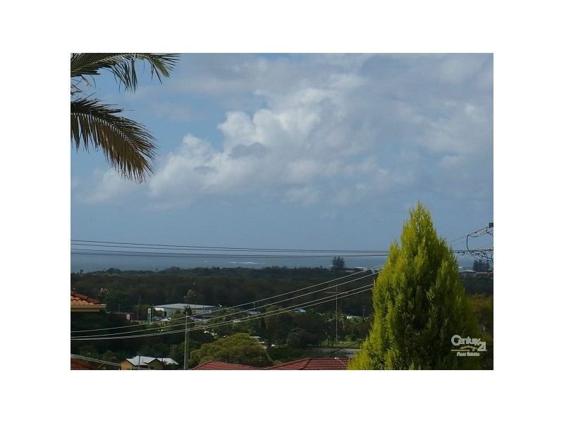 2/2 Mibbin Parade, Banora Point NSW 2486