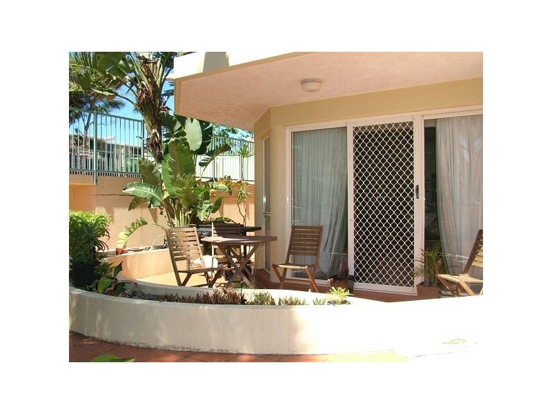 8/122 Musgrave Street, Coolangatta QLD 4225