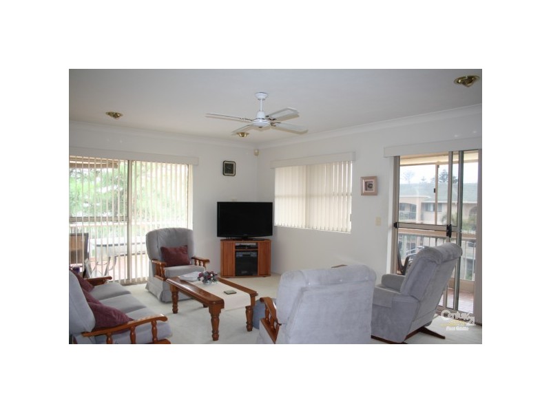 8/151 Golden Four Drive, Bilinga QLD 4225