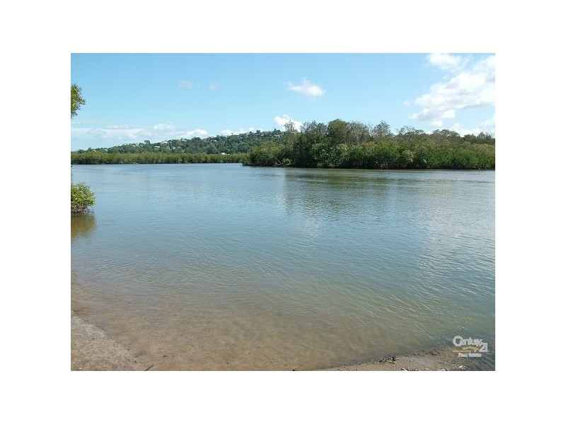 2/126 Jacaranda Ave, Tweed Heads West NSW 2485