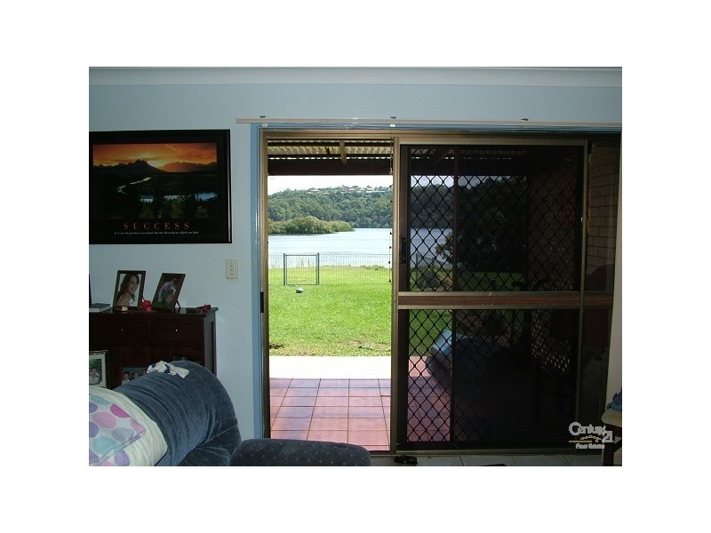 2/126 Jacaranda Ave, Tweed Heads West NSW 2485