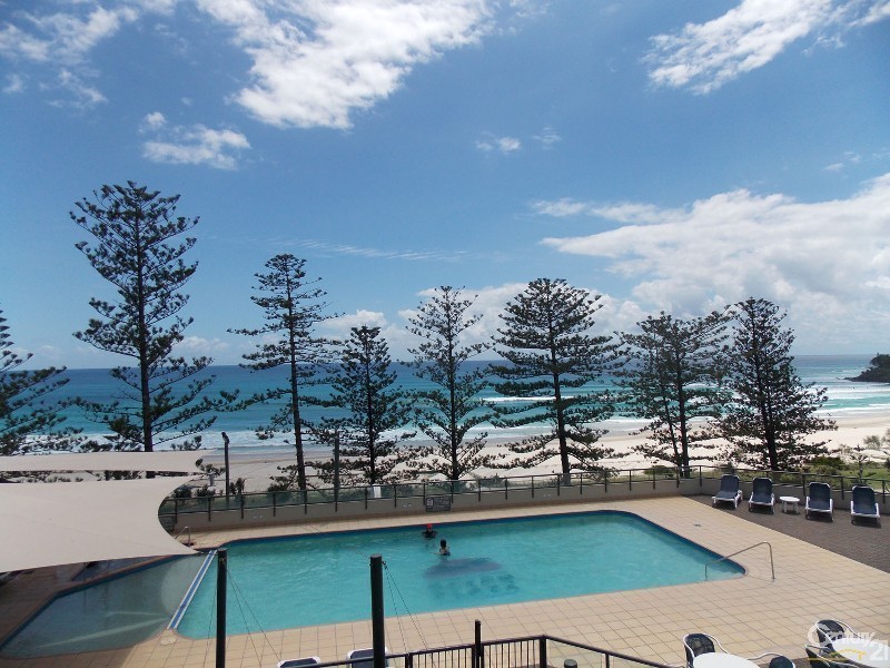 15/70 Marine Parade Ocean Plaza, Coolangatta QLD 4225