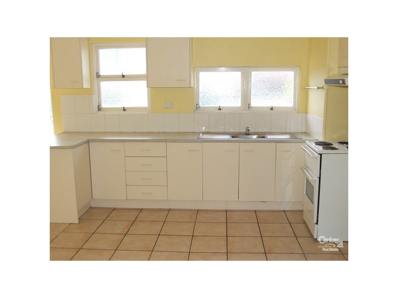 3/8 Scott Street, Coolangatta QLD 4225