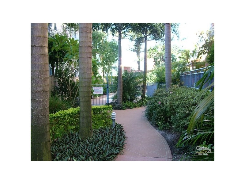 12/139 Golden Four Drive, Bilinga QLD 4225