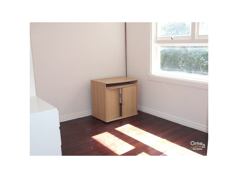 1/12 Miles Street, Coolangatta QLD 4225