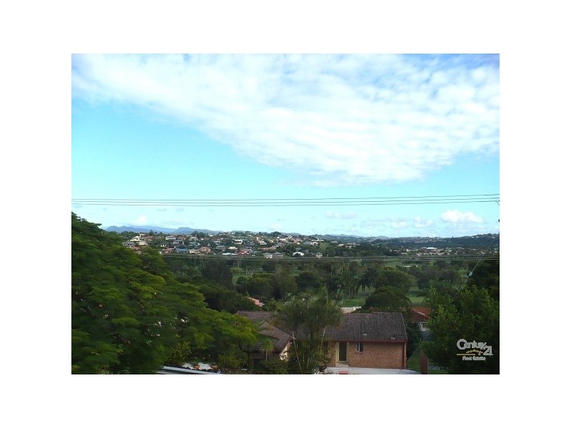 26 Cominan Avenue, Banora Point NSW 2486