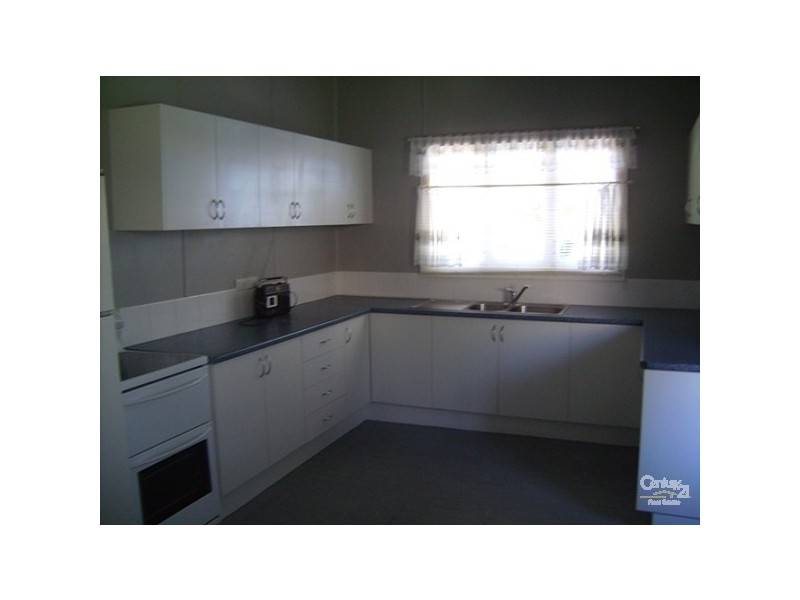 6 Kirkwood Road, Tweed Heads South NSW 2486