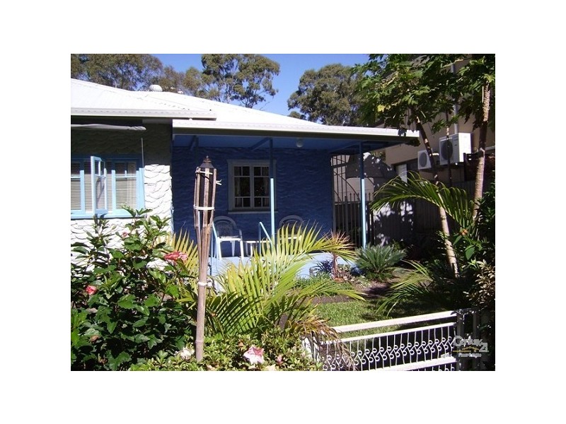 6 Kirkwood Road, Tweed Heads South NSW 2486