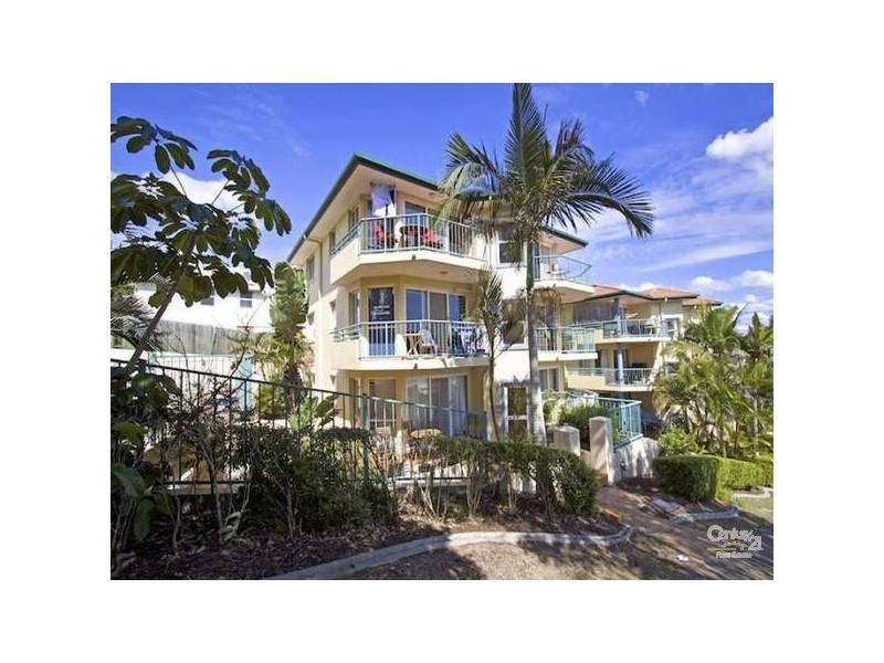 Coolangatta QLD 4225