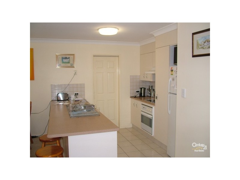 1/84 Honeymyrtle Dr, Banora Point NSW 2486