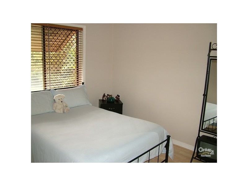 2/27 Coolangatta Road, Kirra QLD 4225