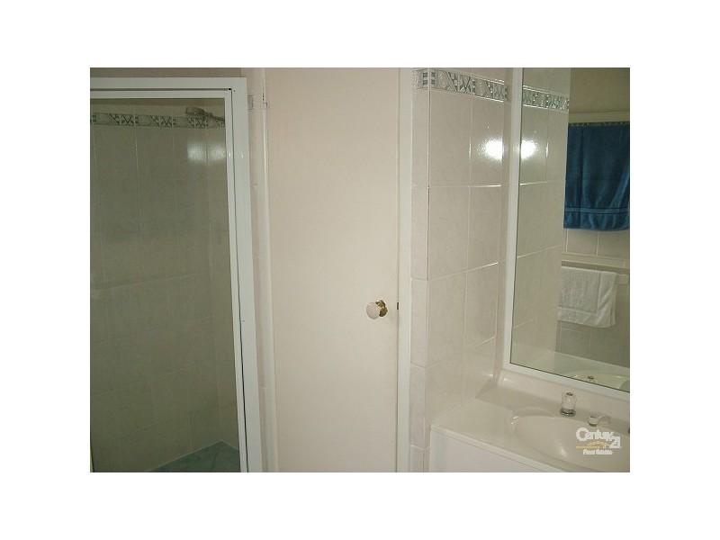 2/27 Coolangatta Road, Kirra QLD 4225