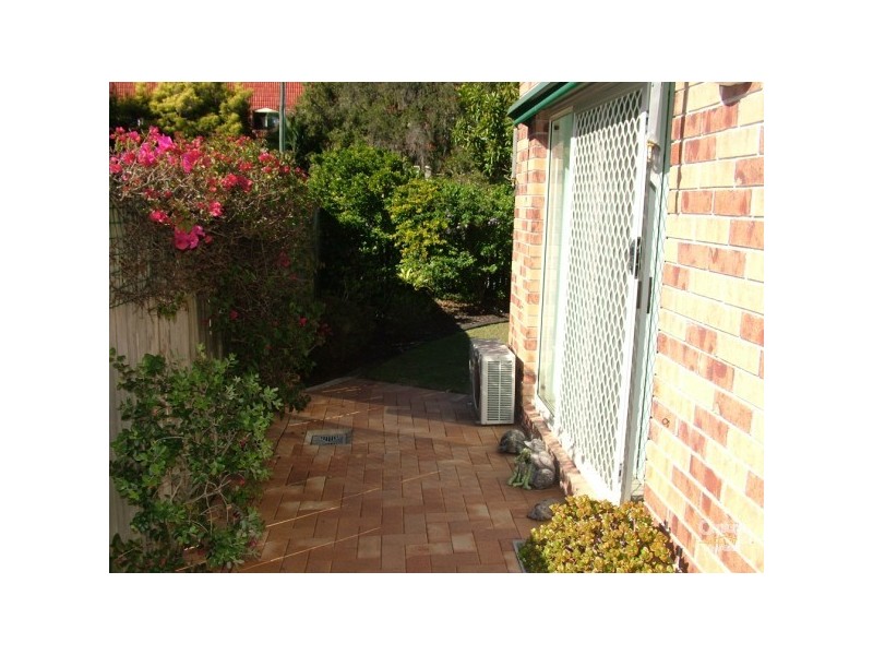 1/49 Dutton Street, Coolangatta QLD 4225