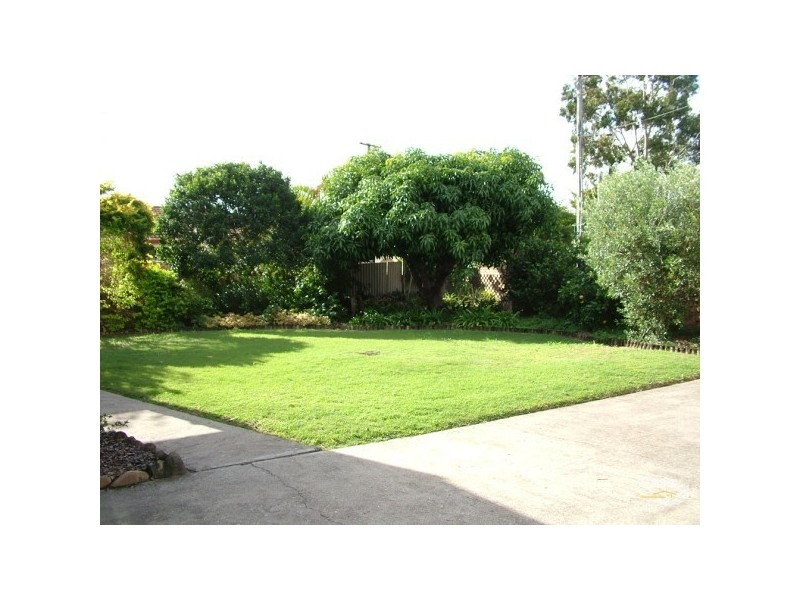 11 Pelican Place, Tweed Heads West NSW 2485