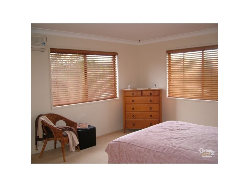 11 Pelican Place, Tweed Heads West NSW 2485