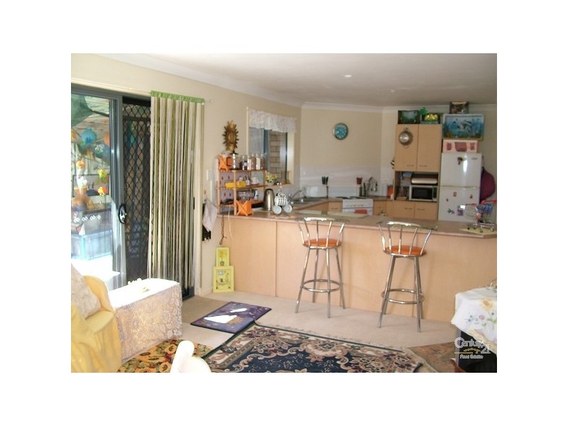 5 Stradbroke Drive, Tweed Heads South NSW 2486