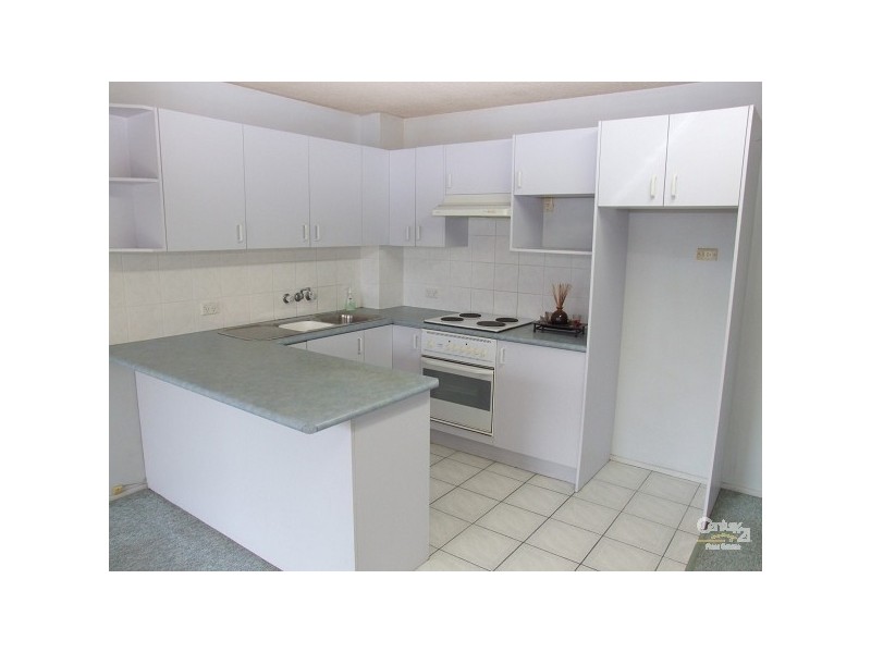 6/30 Lanham Street, Coolangatta QLD 4225