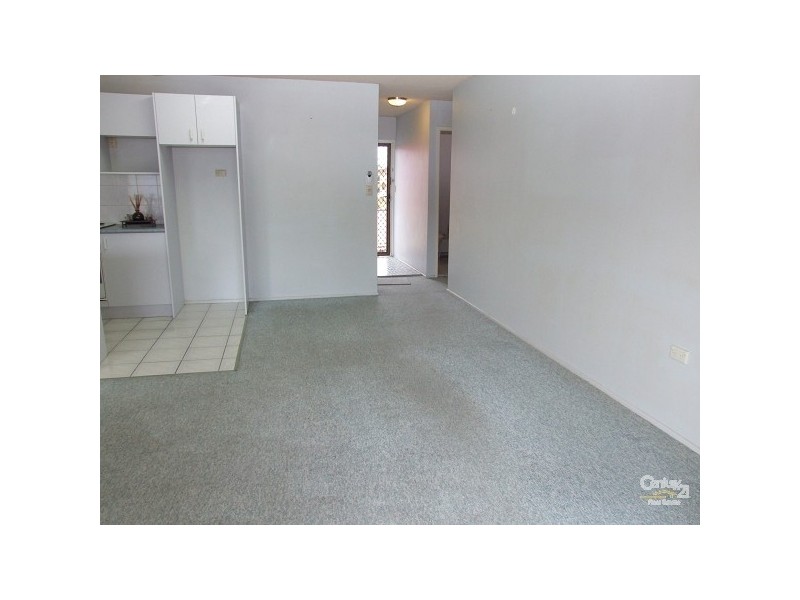 6/30 Lanham Street, Coolangatta QLD 4225