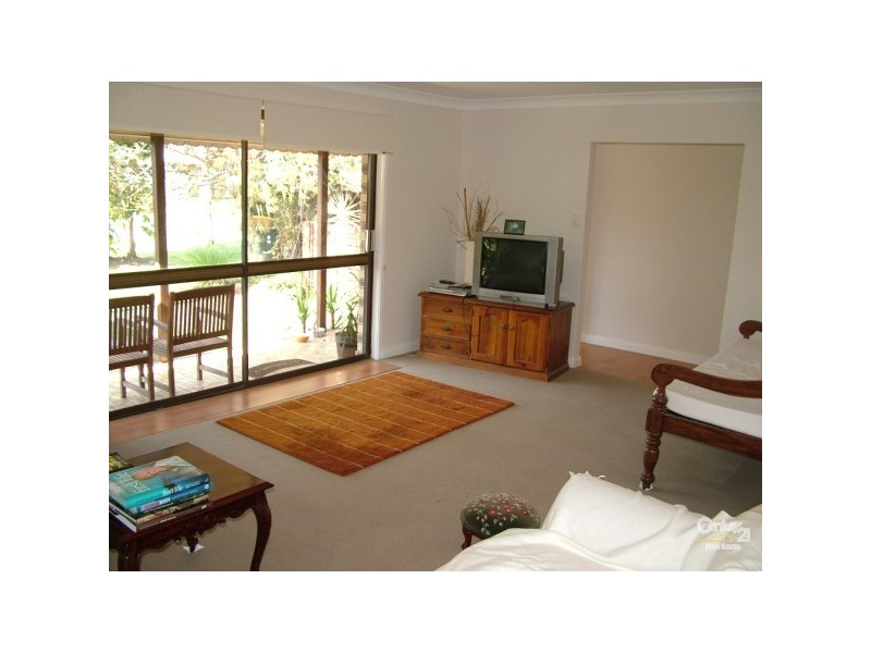 4 The Lakes Drive, Tweed Heads West NSW 2485