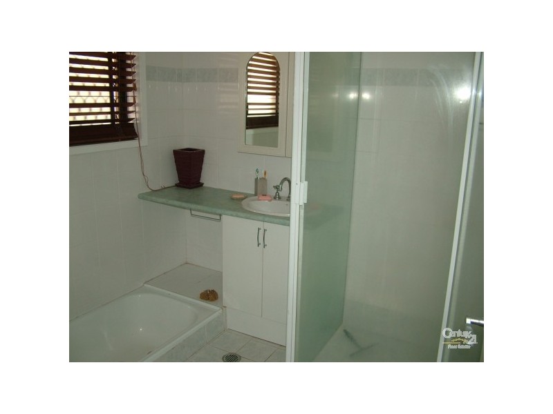 4 The Lakes Drive, Tweed Heads West NSW 2485