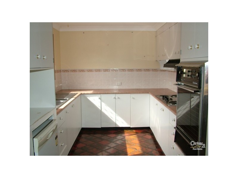 8 St Kilda Cres, Tweed Heads West NSW 2485