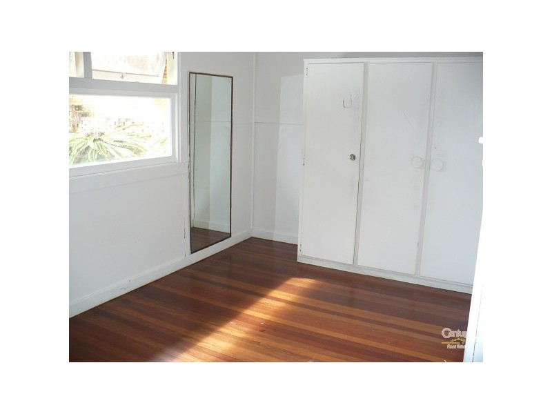 2/12 Miles Street, Coolangatta QLD 4225