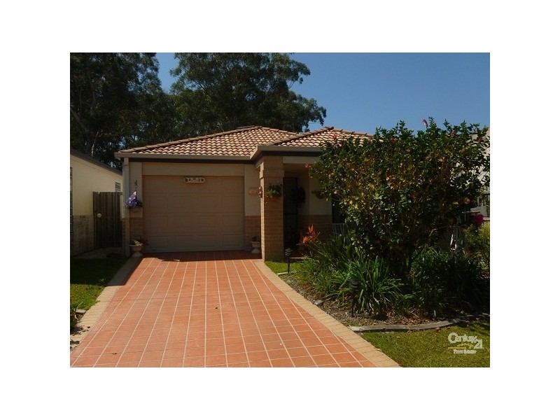 242 Falcon Way, Tweed Heads South NSW 2486