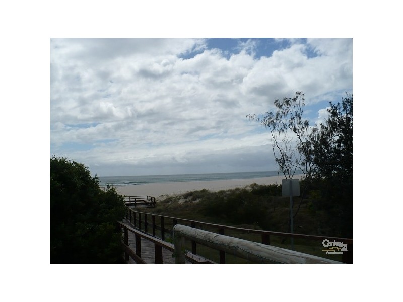 4/74 Pacific Parade, Bilinga QLD 4225