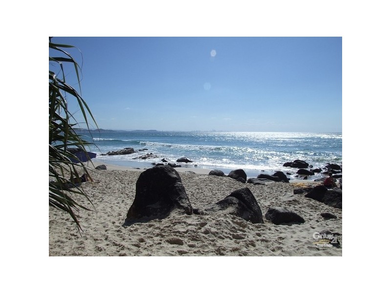 3/20 Eden Ave, Coolangatta QLD 4225