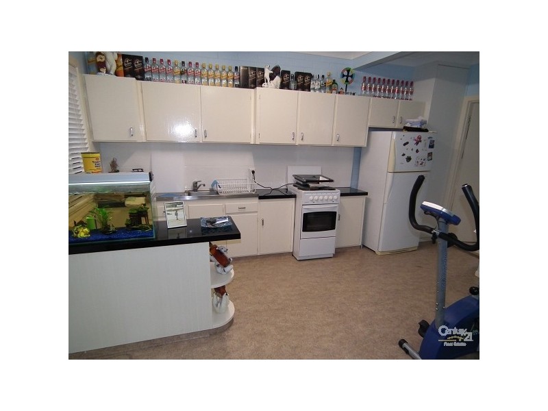 3/20 Eden Ave, Coolangatta QLD 4225