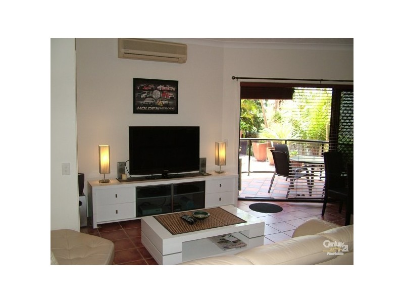 1/38 Tweed Street, Coolangatta QLD 4225