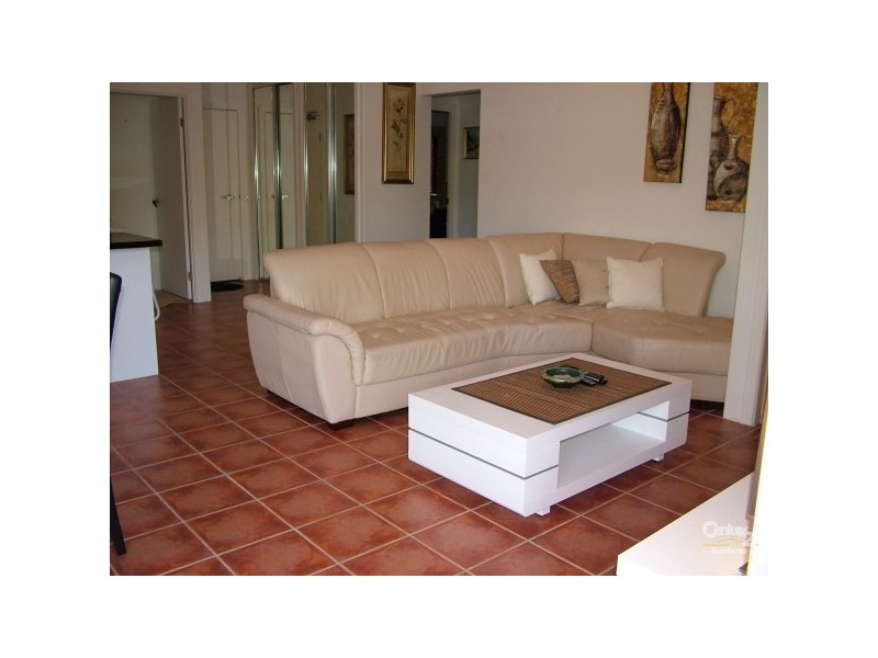 1/38 Tweed Street, Coolangatta QLD 4225