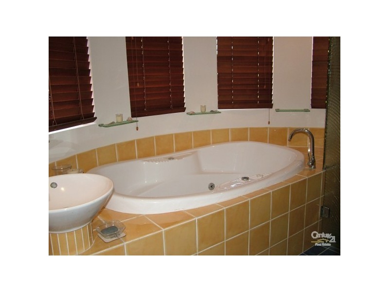 1/38 Tweed Street, Coolangatta QLD 4225