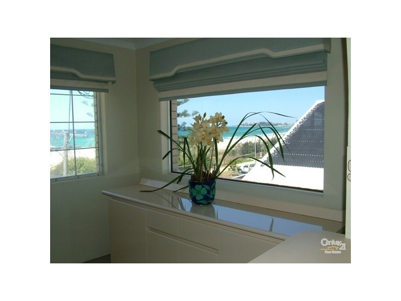5/220 Pacific Parade, Bilinga QLD 4225