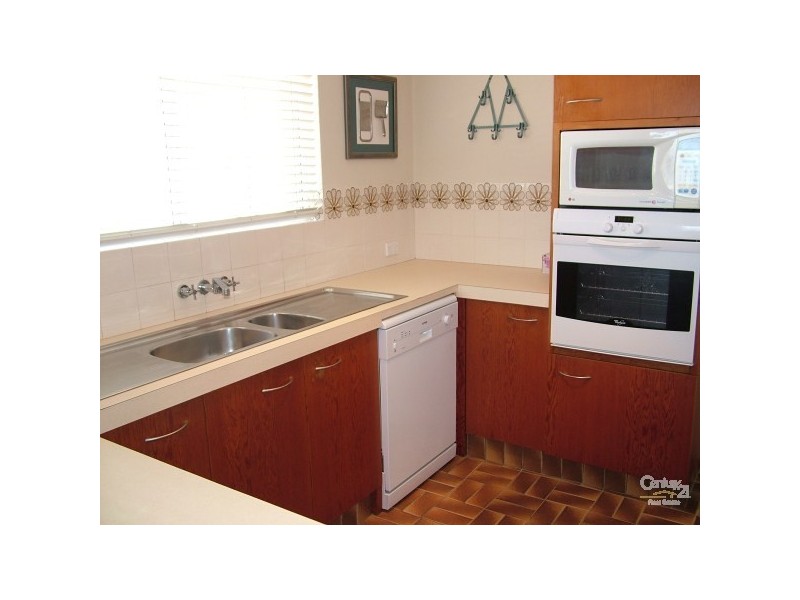 5/220 Pacific Parade, Bilinga QLD 4225