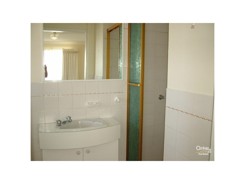 5/220 Pacific Parade, Bilinga QLD 4225