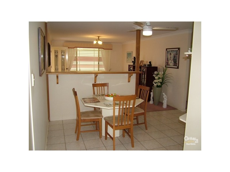 1/2 Honeymyrtle Drive, Banora Point NSW 2486