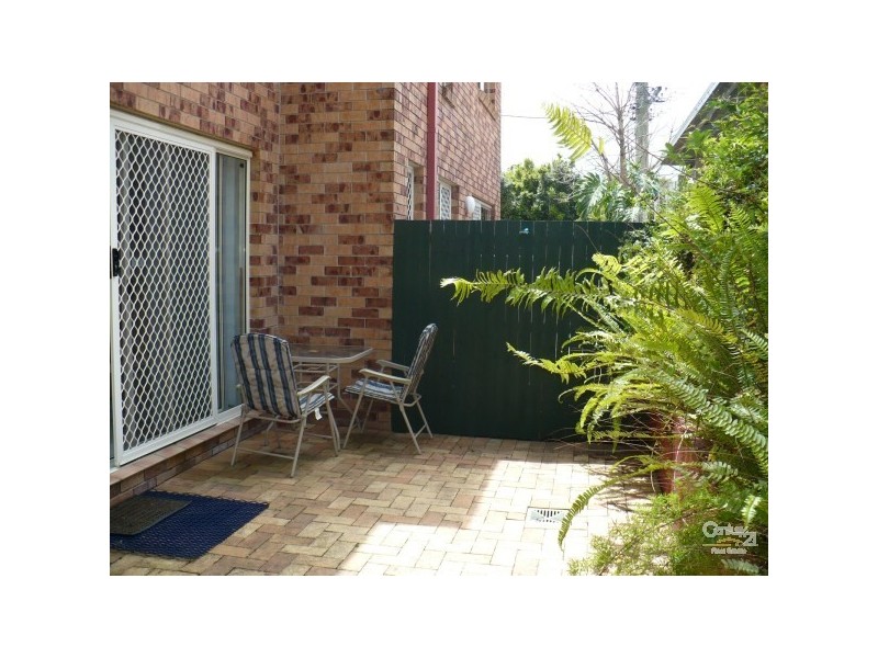 11/49 Dutton, Coolangatta QLD 4225