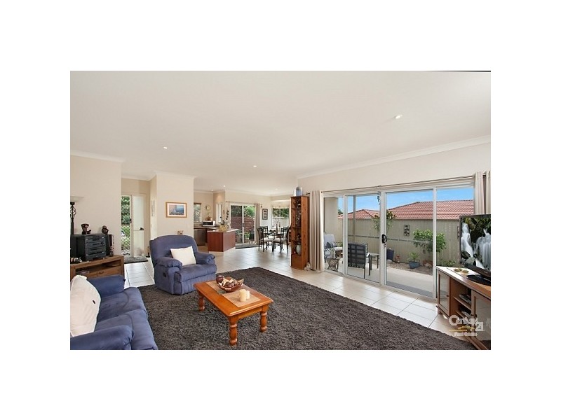 1/25 Grassmere Court, Banora Point NSW 2486