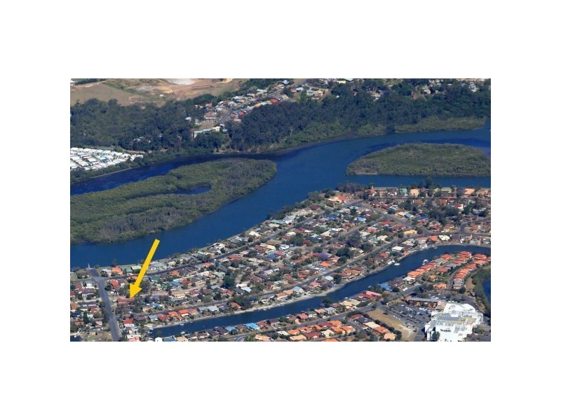 2/32 Lakes Drive, Tweed Heads West NSW 2485