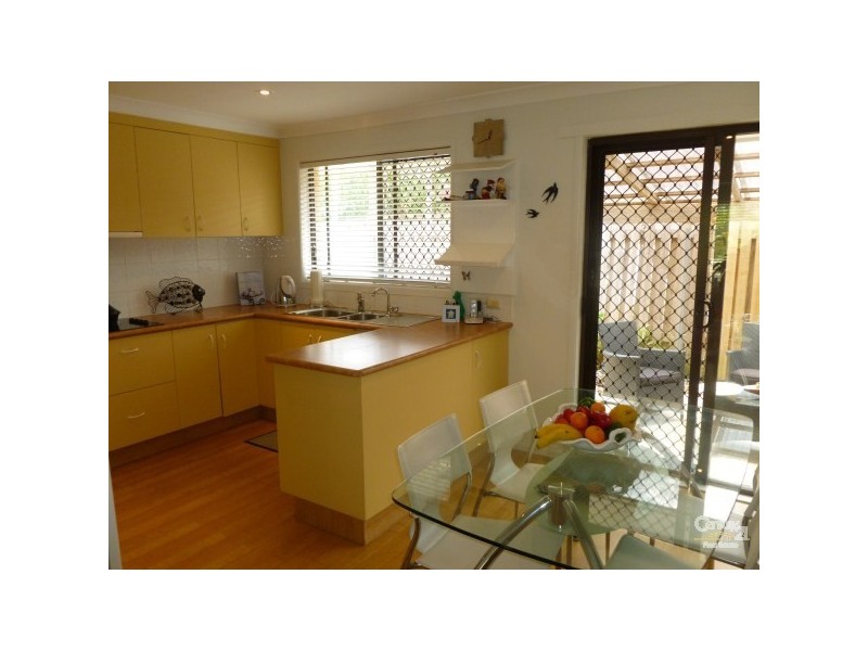 2/32 Lakes Drive, Tweed Heads West NSW 2485