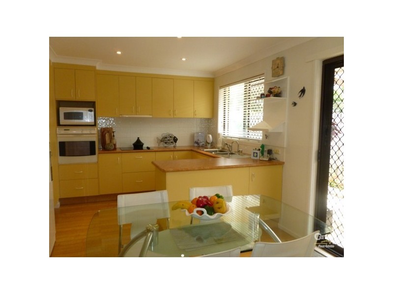 2/32 Lakes Drive, Tweed Heads West NSW 2485