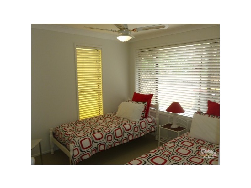 2/32 Lakes Drive, Tweed Heads West NSW 2485