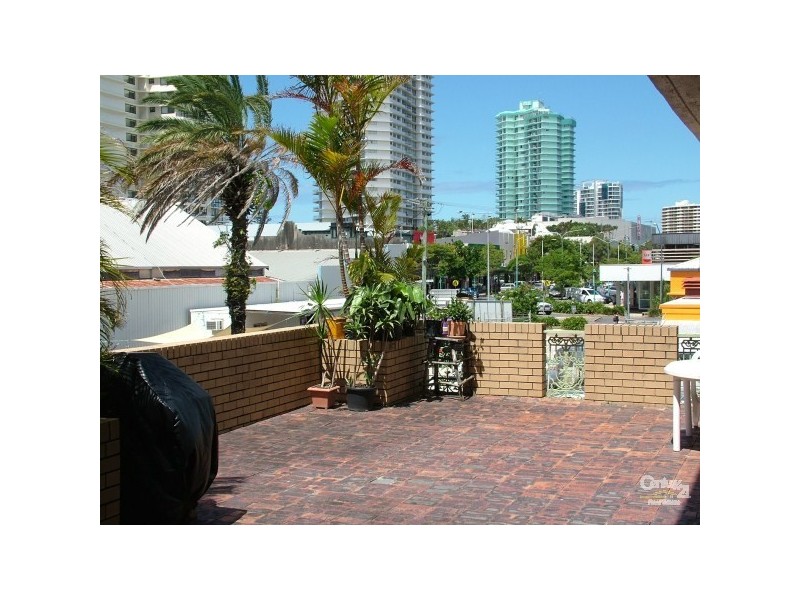 2/22 Garrick Street, Coolangatta QLD 4225