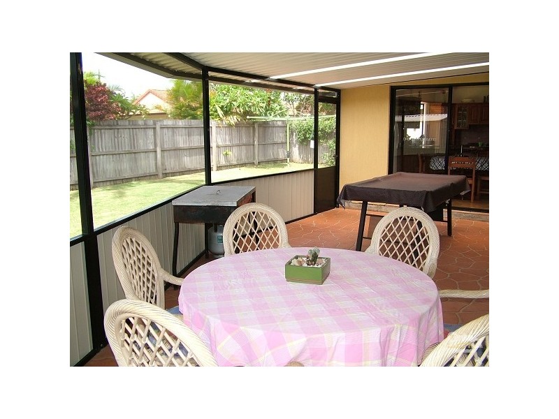 62 Avondale Drive, Banora Point NSW 2486