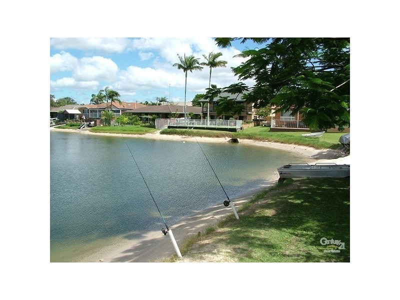 2/36 Blue Waters Cres, Tweed Heads West NSW 2485