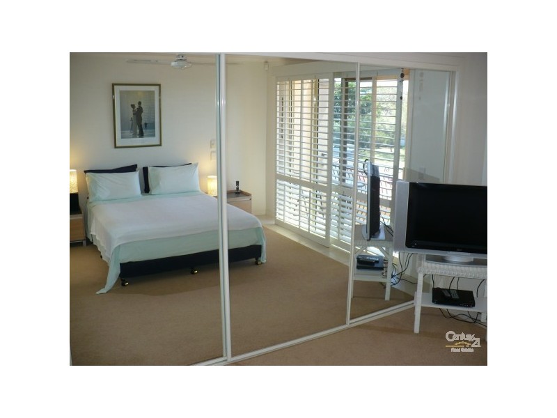 2/30 Hawaii Ave, Palm Beach QLD 4221