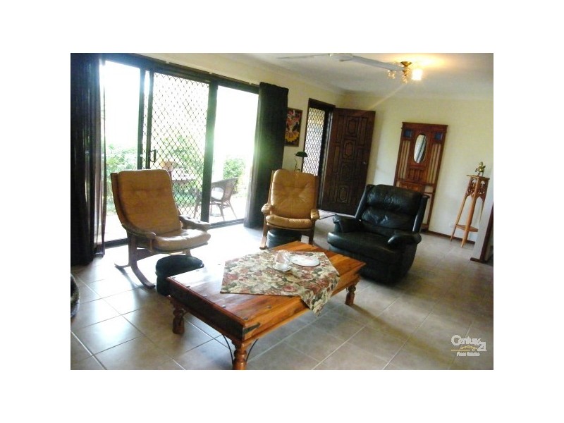 2/1 Seafarer Place, Banora Point NSW 2486