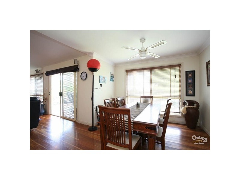 91 Bimbadeen Ave, Banora Point NSW 2486