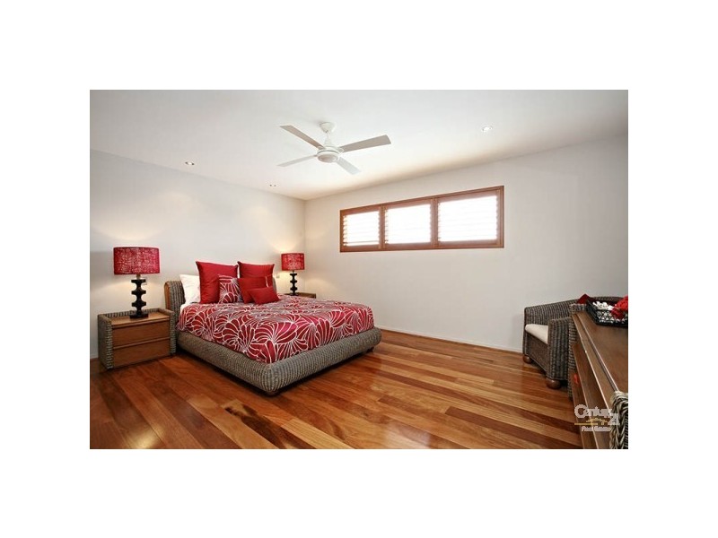 9 Blue Haze Cres, Banora Point NSW 2486